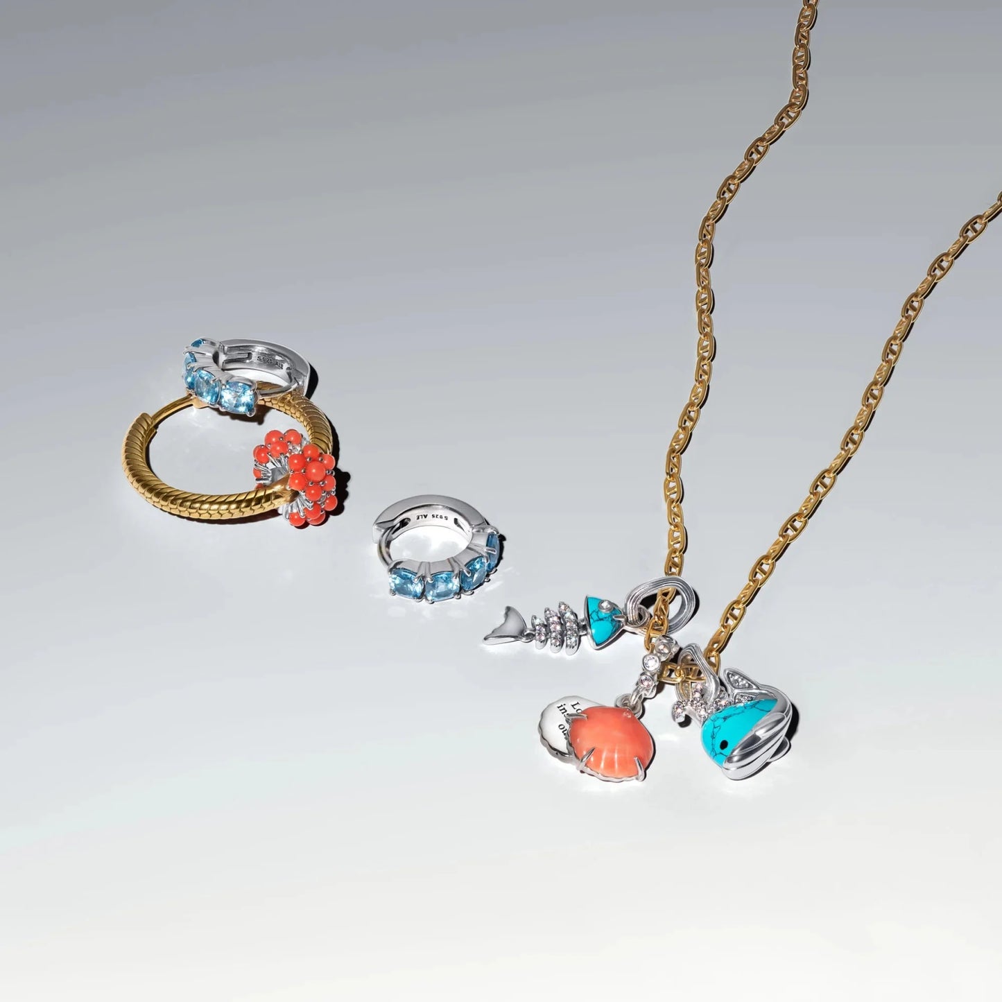 Koraļļu krāsas dubultais amulets