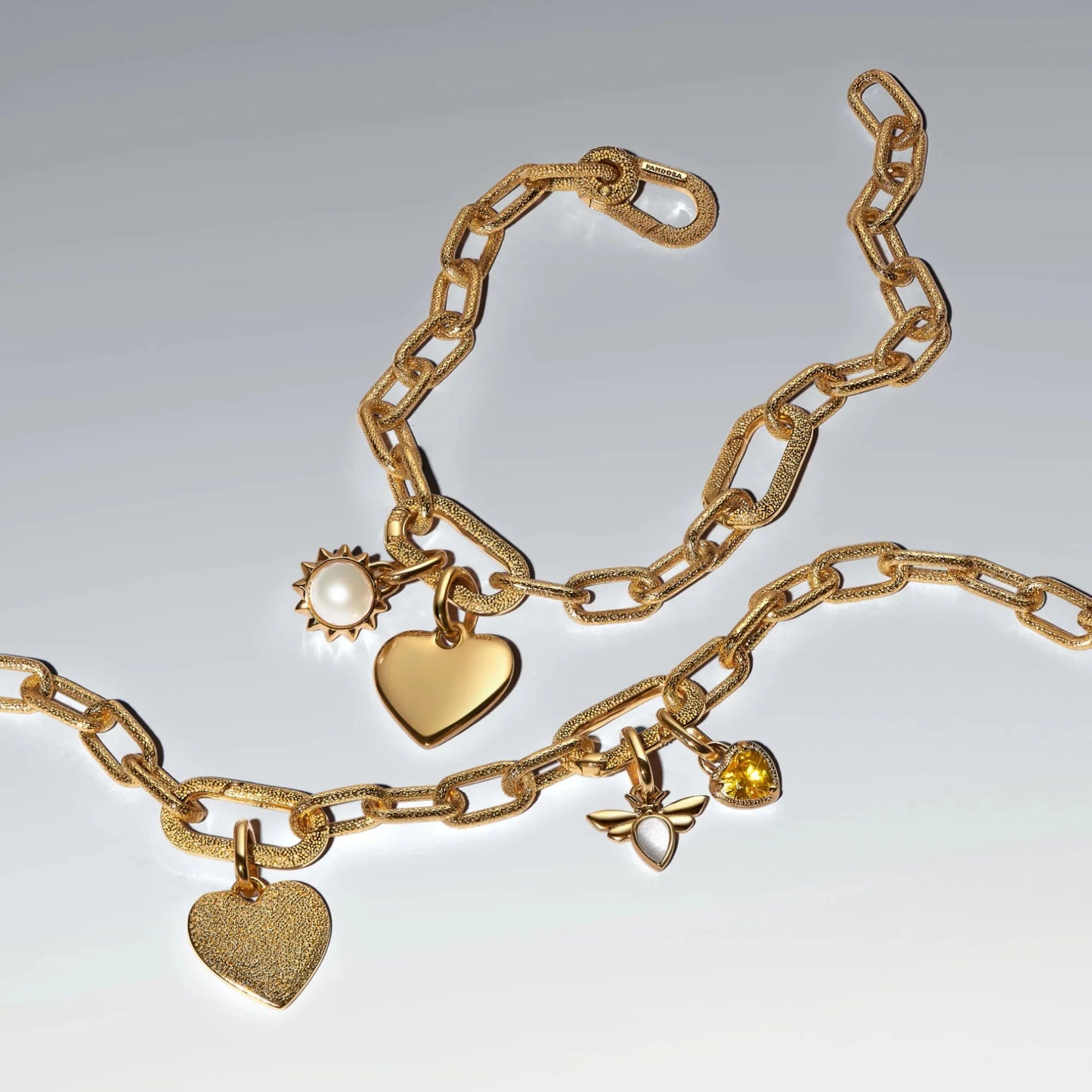 Iegravējamais sirds medaljona amulets