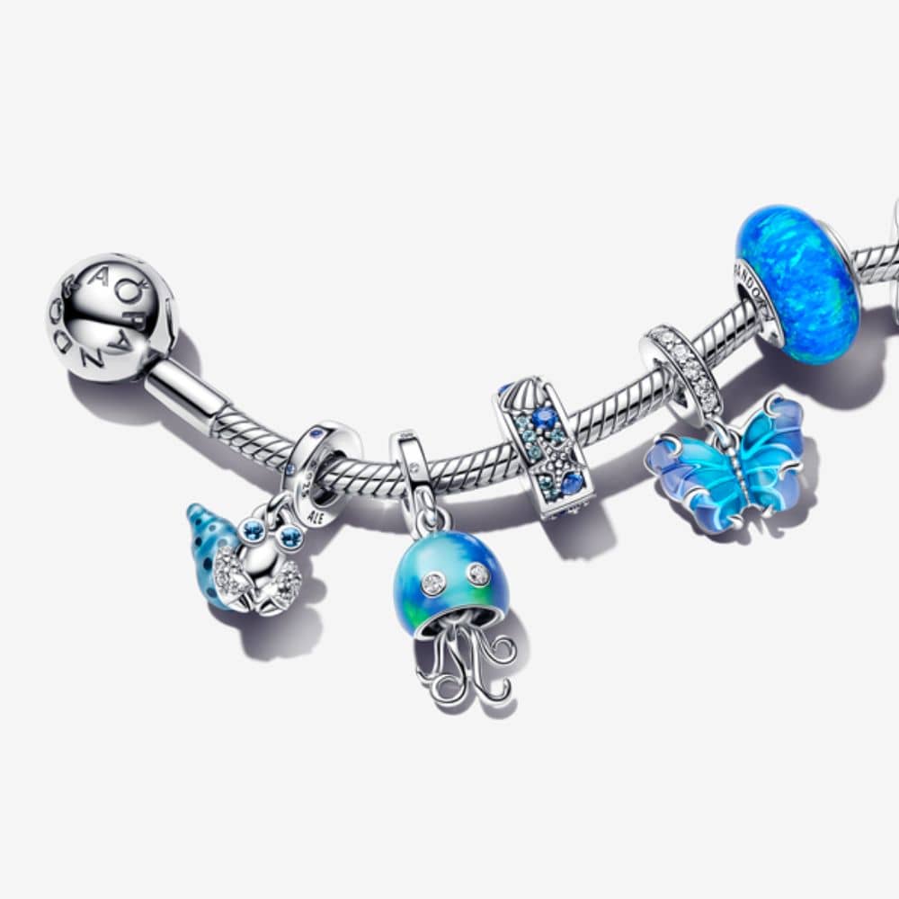 Lāsmojošais zilais okeāna amulets