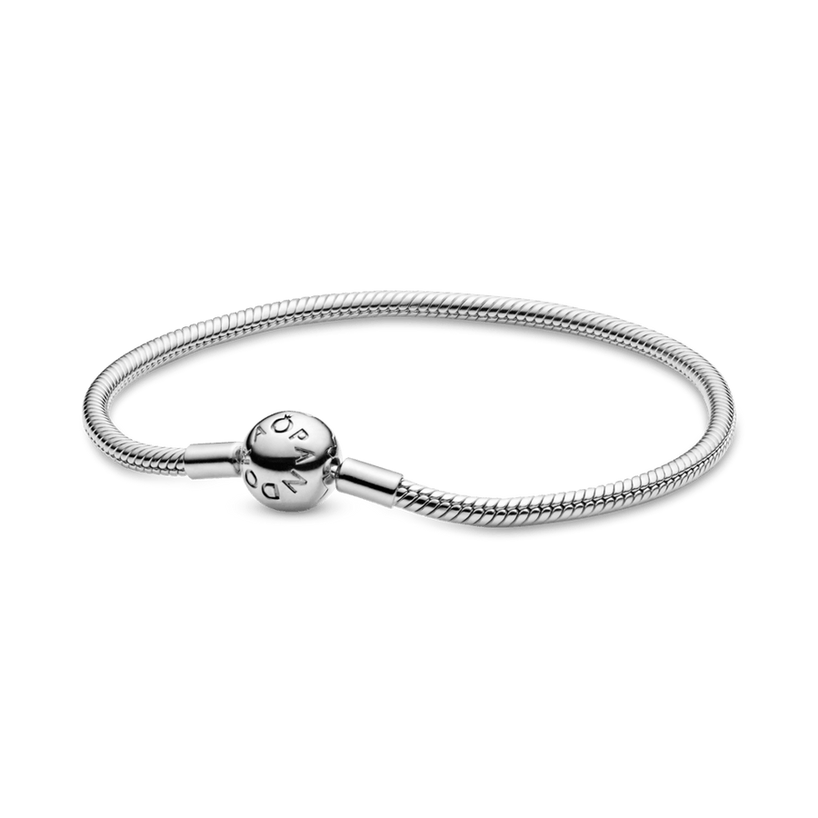 Moments čūskas pinuma aproce