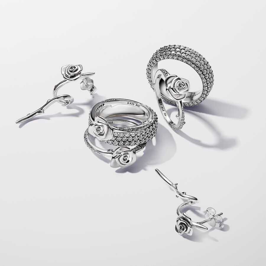 Rozes zieda gredzens