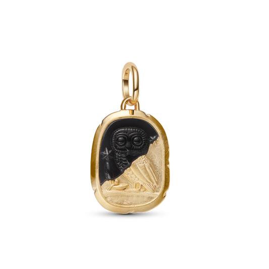 Pūces medaljona amulets