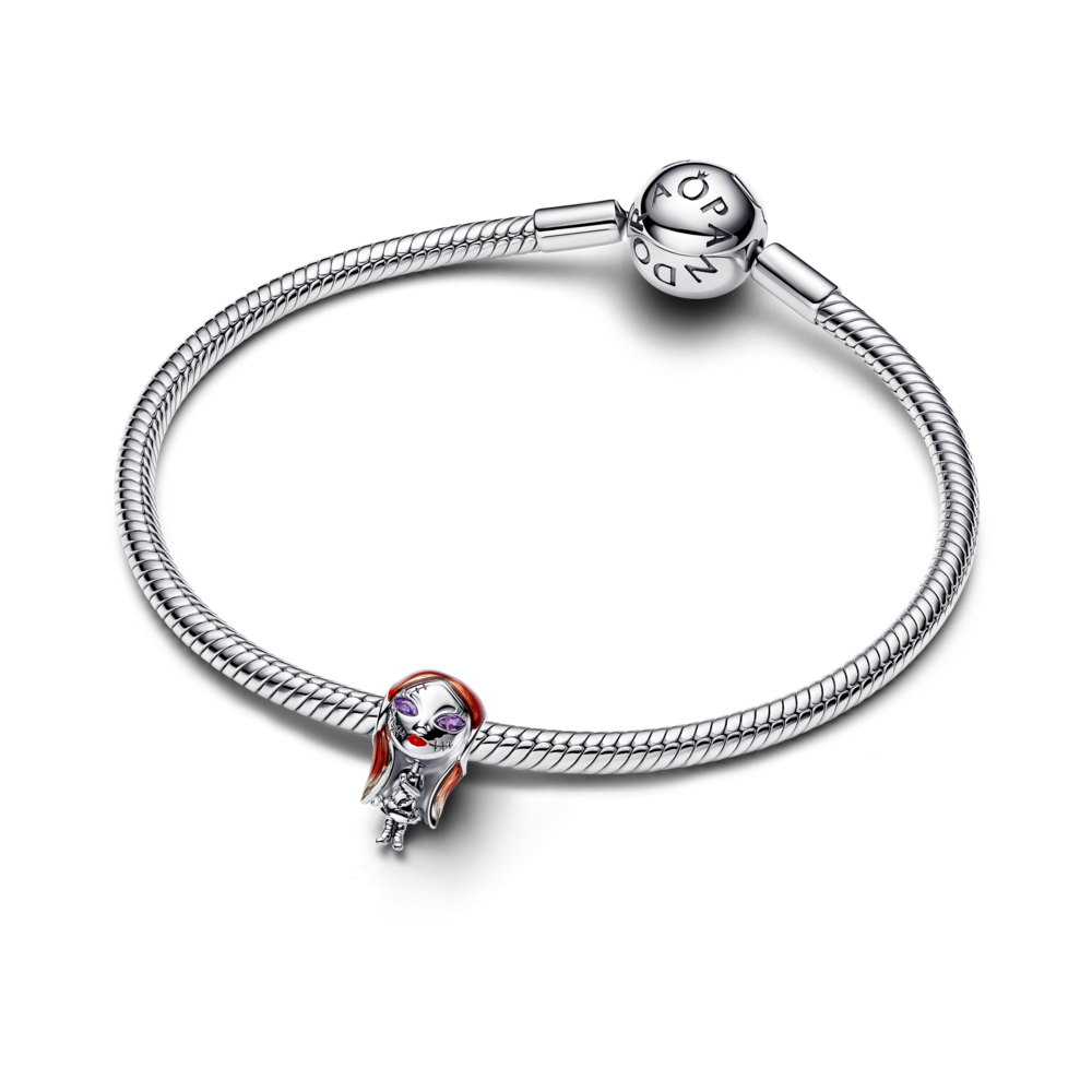 Disney filmas “Murgs pirms Ziemassvētkiem” Sallijas amulets