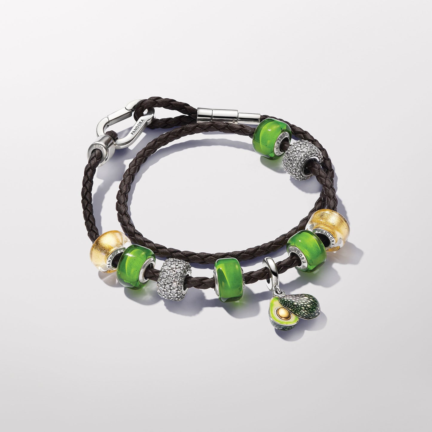 Dubultais avokado amulets