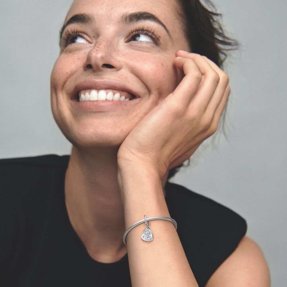 Draudzības mūžibas saiknes piekariņš