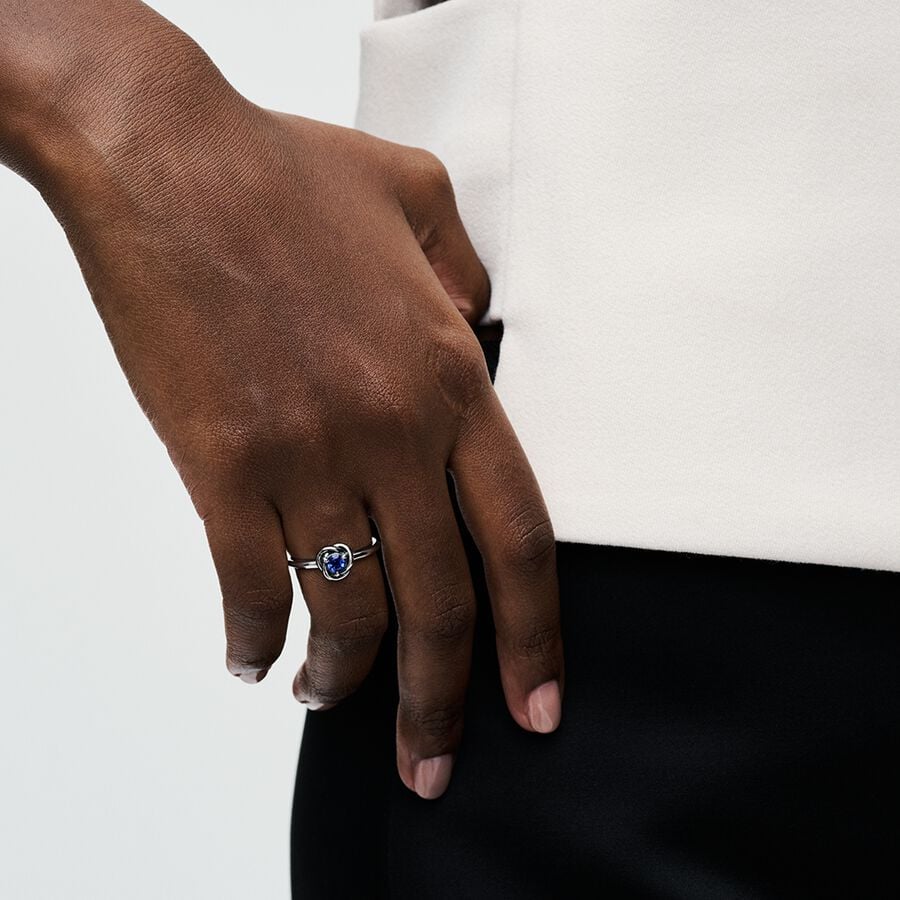 Mūžības apļa gredzens Septembra dzimšanas akmens