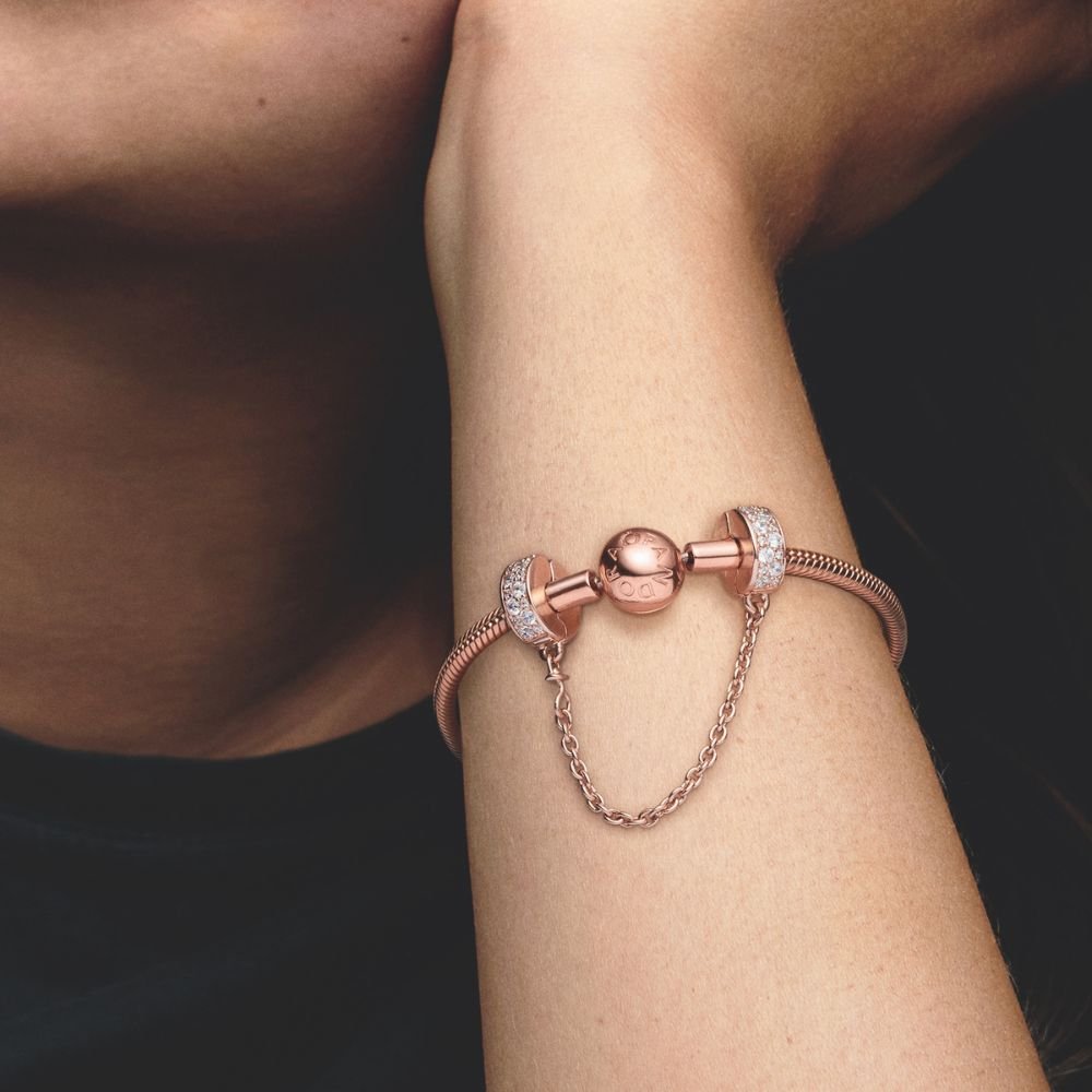 Mirdzošās Elegances Drošības Ķēdīte