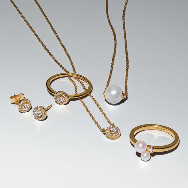 Apļveida Pavé Halo gredzens