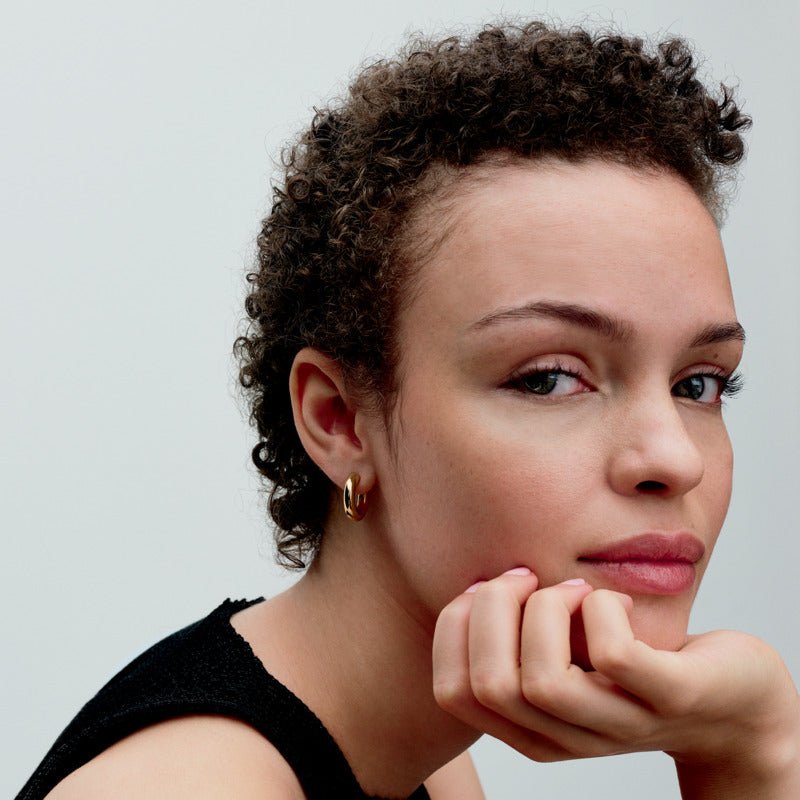 Apaļie atvērtie stīpiņu auskari