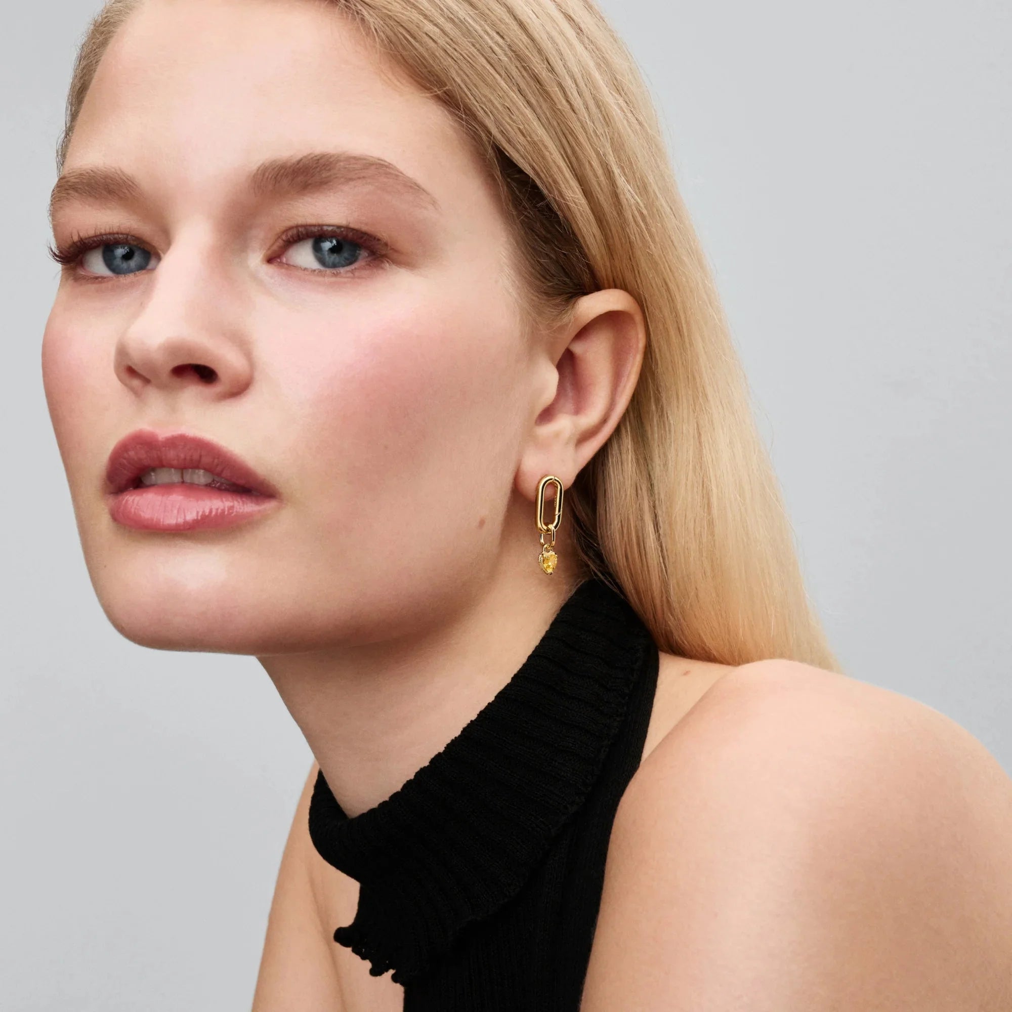 Atvērta tipa auskari