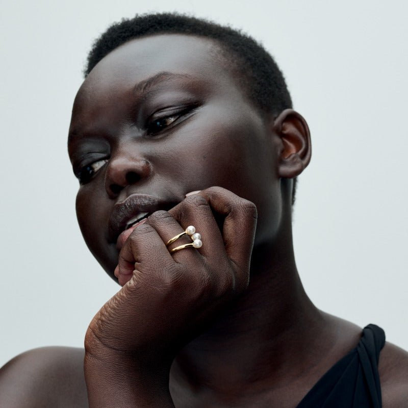 Apstrādātais saldūdens kultivētu pērļu atvērtais gredzens