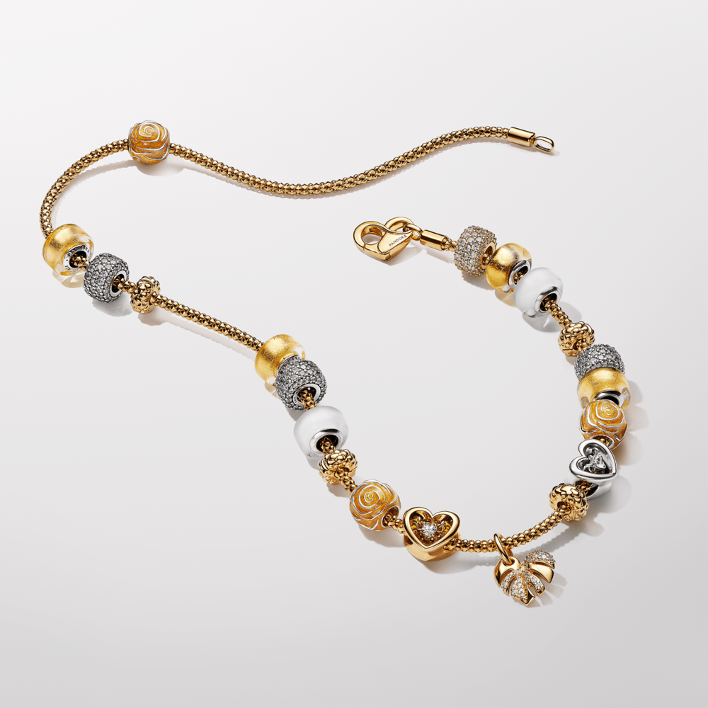 Balts mini Murano stikla amulets