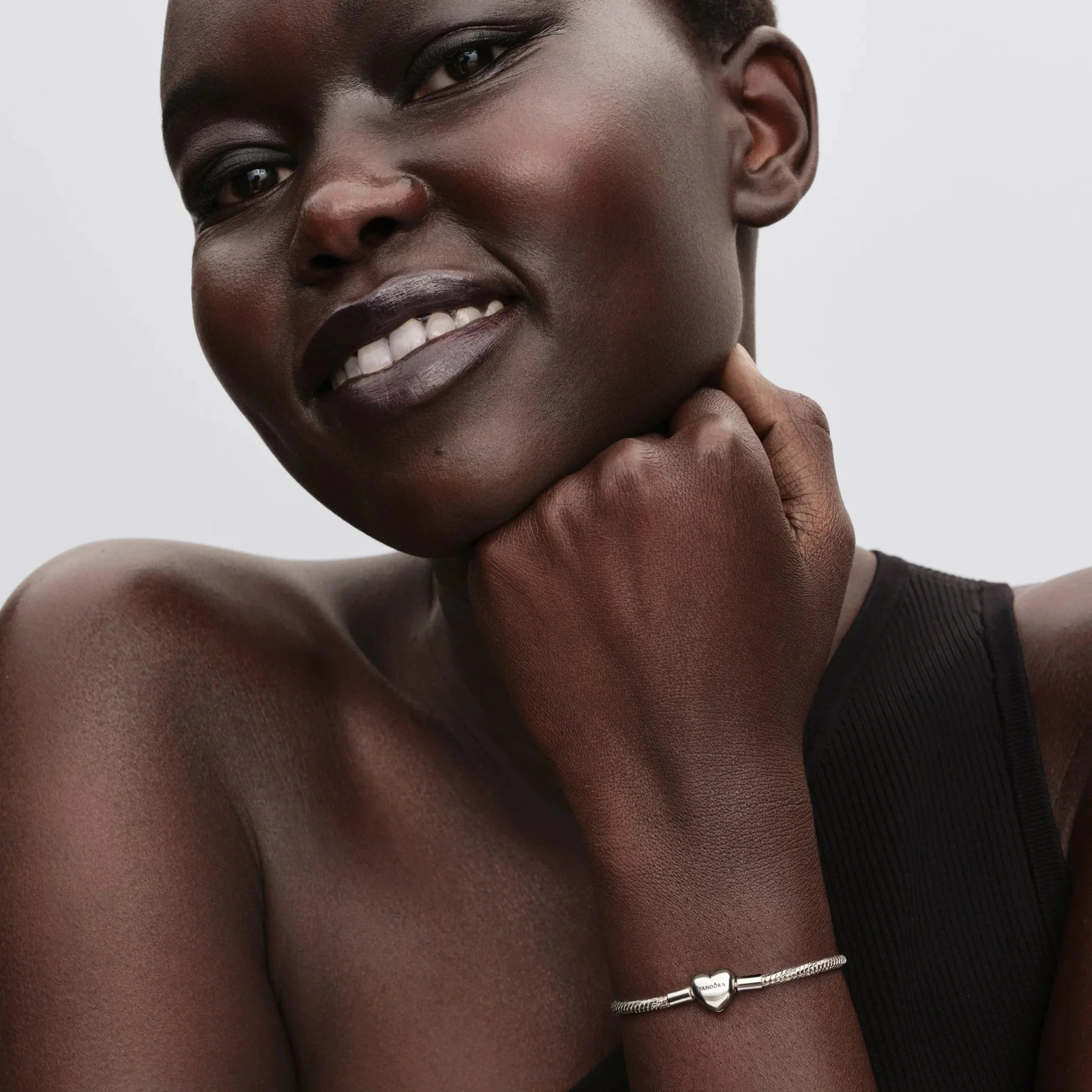 Sirds aizdares fasetētas čūskas ķēdes rokassprādze