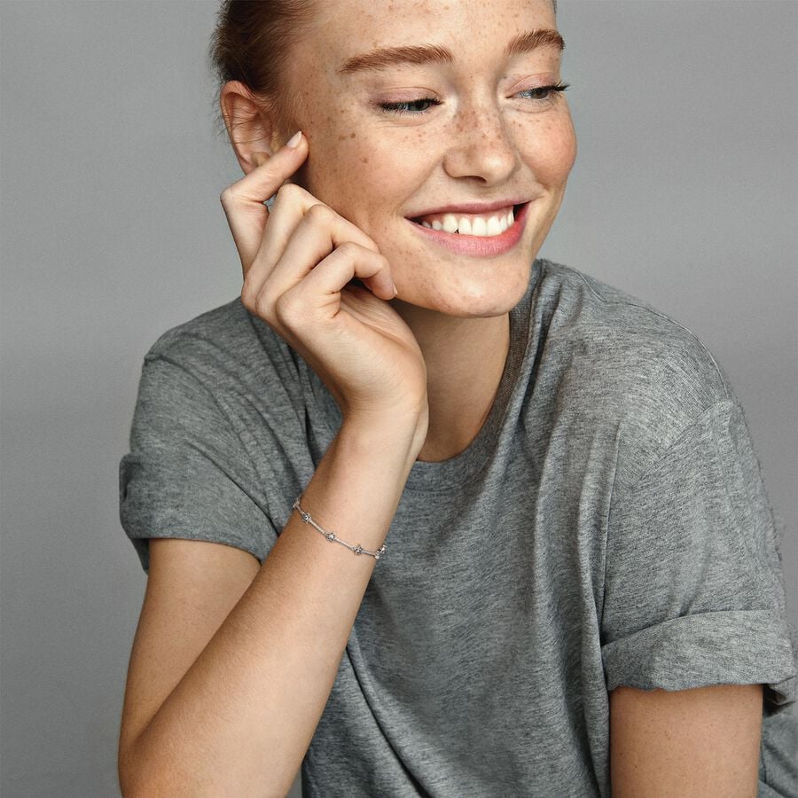 Debesu zvaigžņu aproce