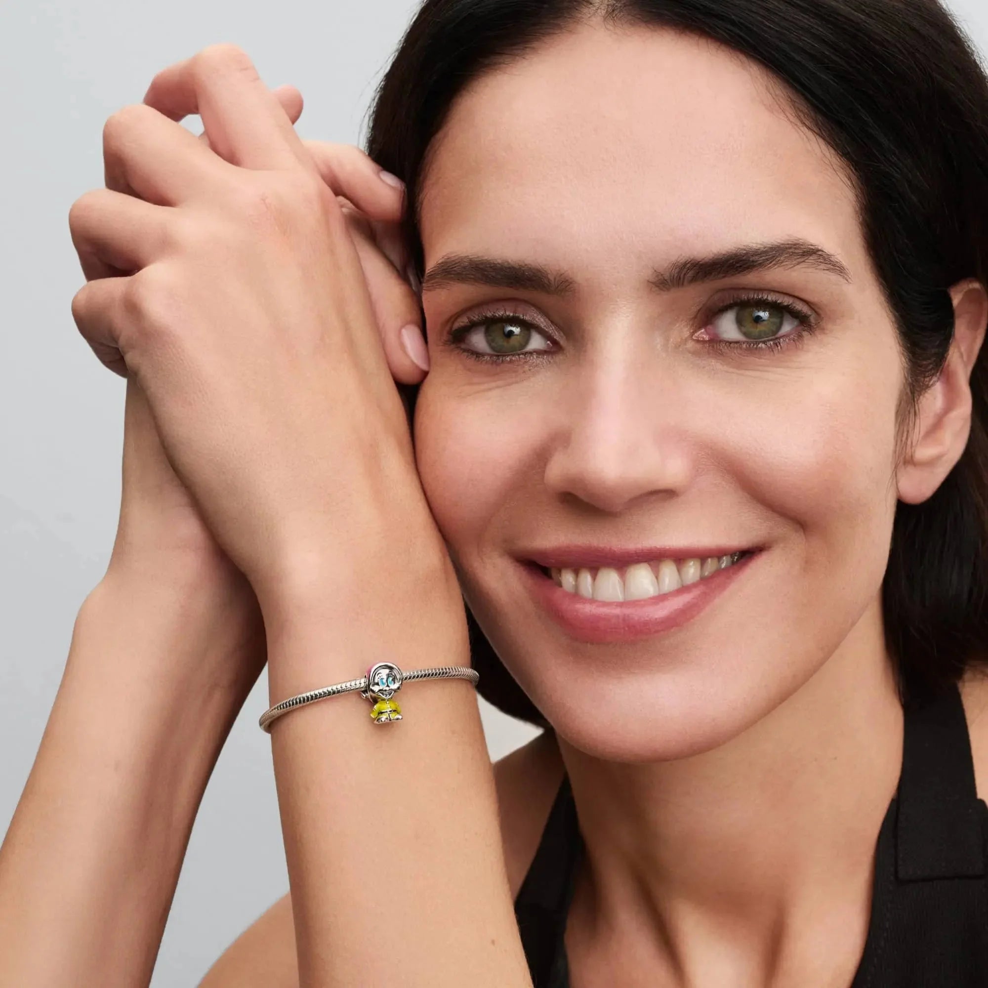 Disney Sniegbaltītes apdullinošais amulets