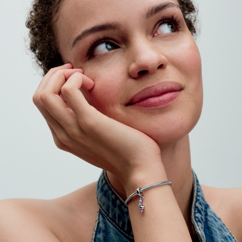 Disney Daisy Duck amulets