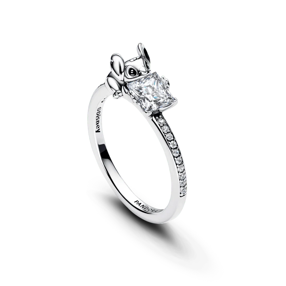 Disney gredzens ar Stitch akmentiņu