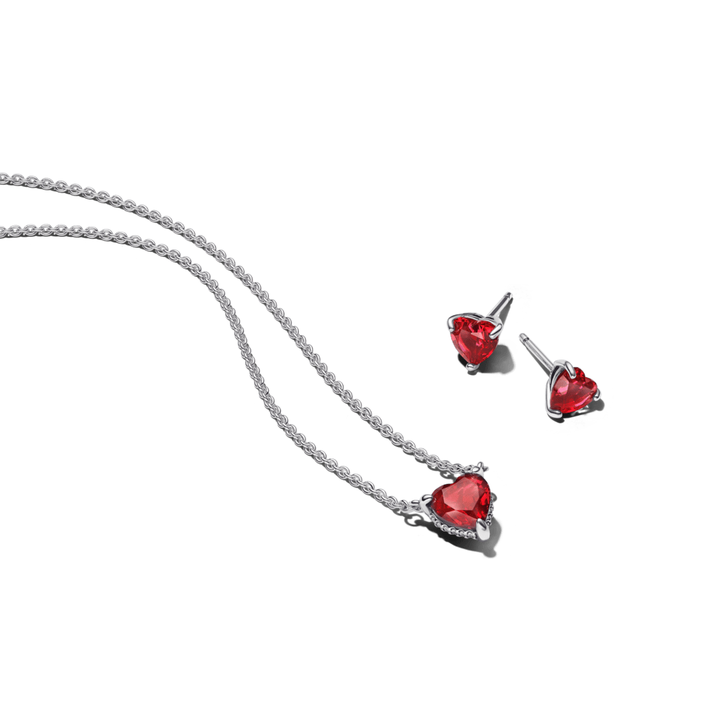 Dāvanu komplekts: Mirdzoša pieguļošā kaklarota ar oreola sirsniņformas kulonu & Sarkanas sirds nagliņauskari