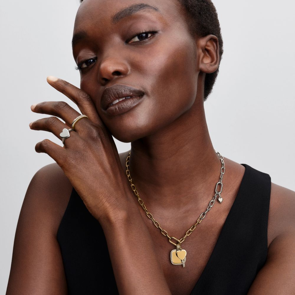 Gravējamais sirds formas atslēgas kulons