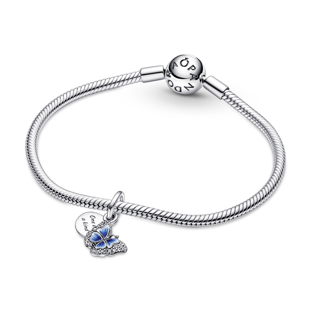 Piekarināmais zilā tauriņa un pēdiņu amulets