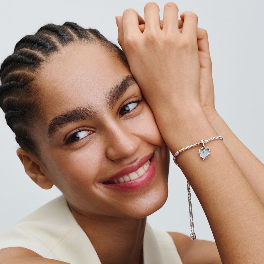 Opalescējošais dubultais draudzības amulets