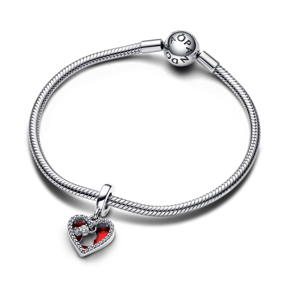 Sarkanās sirds un atslēgas cauruma dubultais amulets