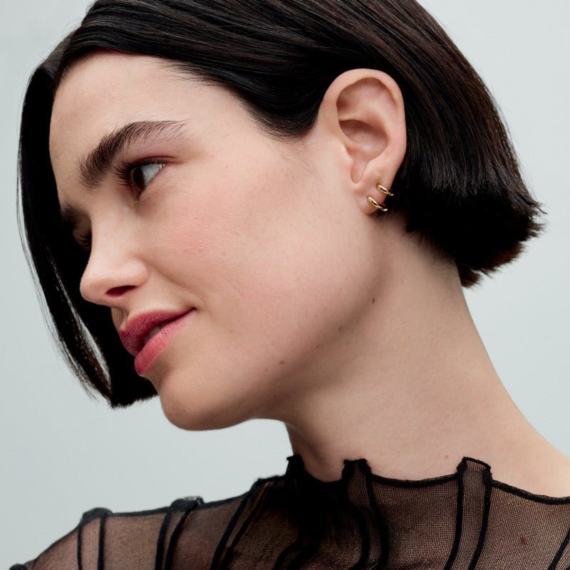 Dubultie Huggie stīpiņu auskari