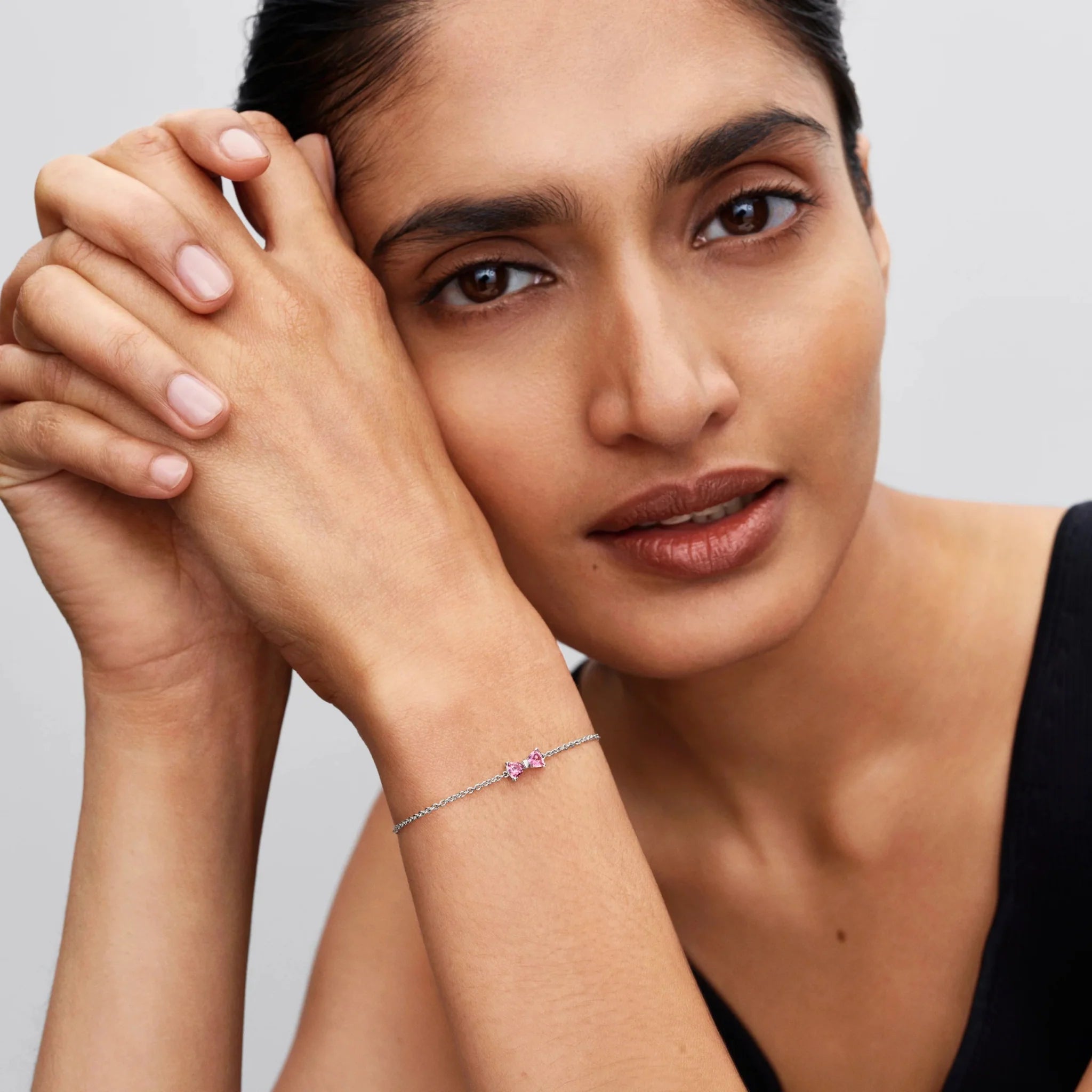 Bantīšu ķēdes rokassprādze