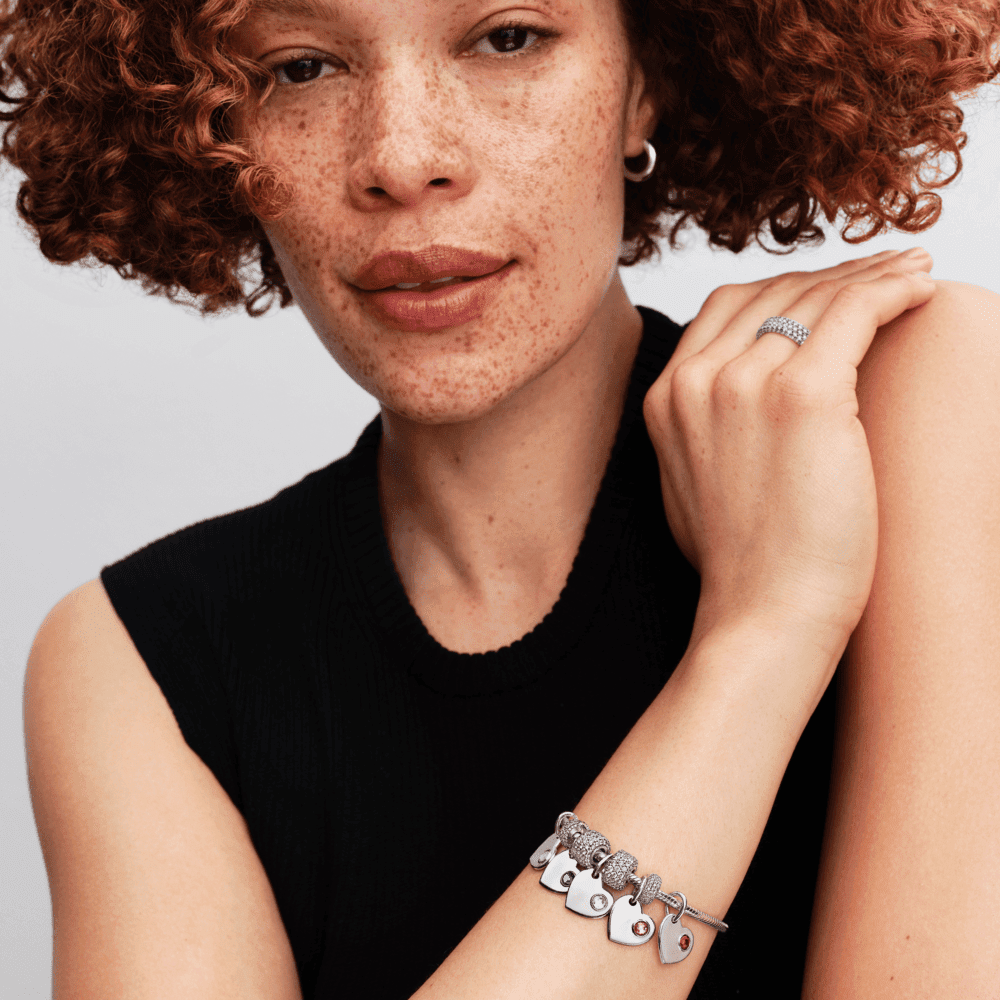 Septembra gravējamais sirds formas zilā akmens amulets