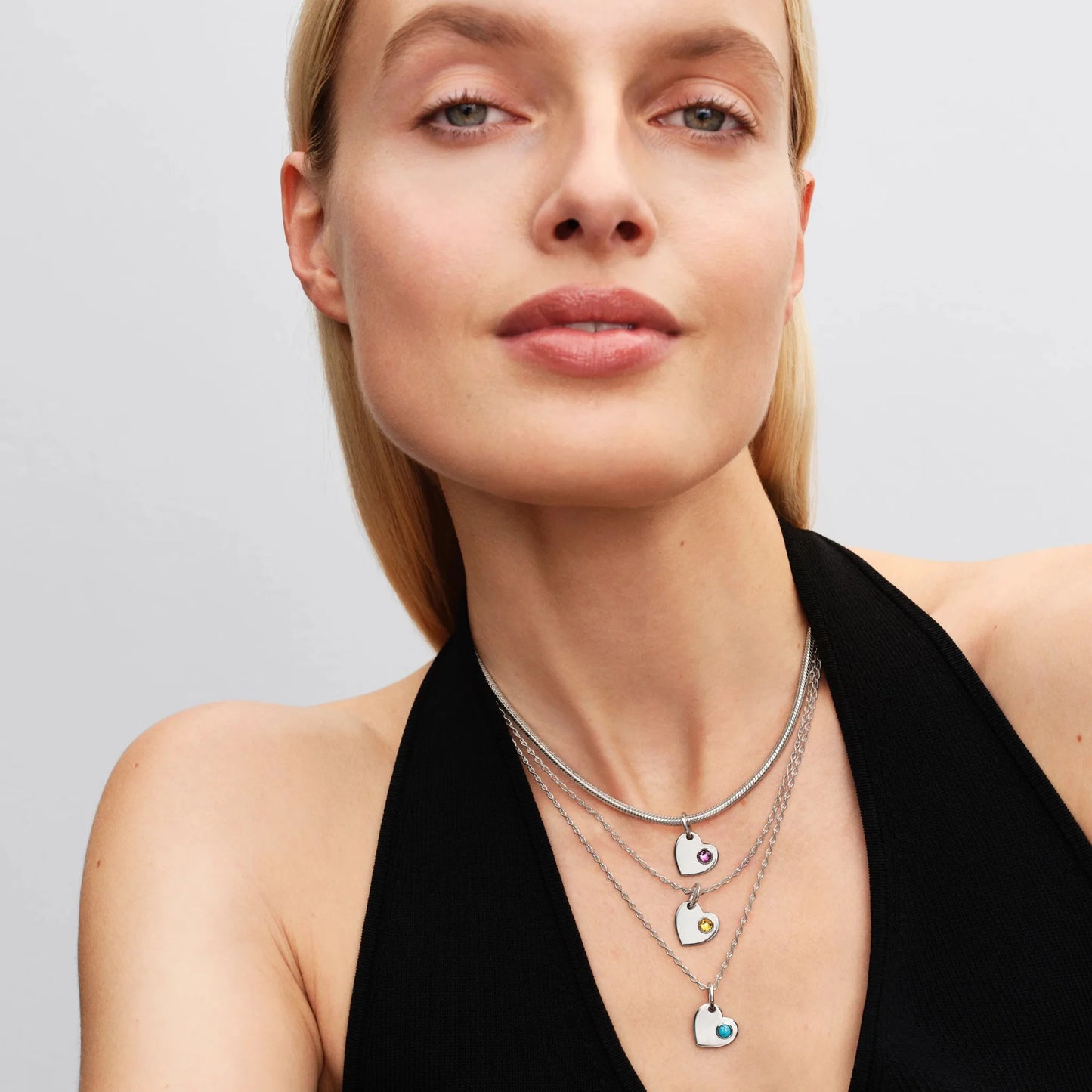 Iegravējams sirds tirkīzzilā akmeņa amulets