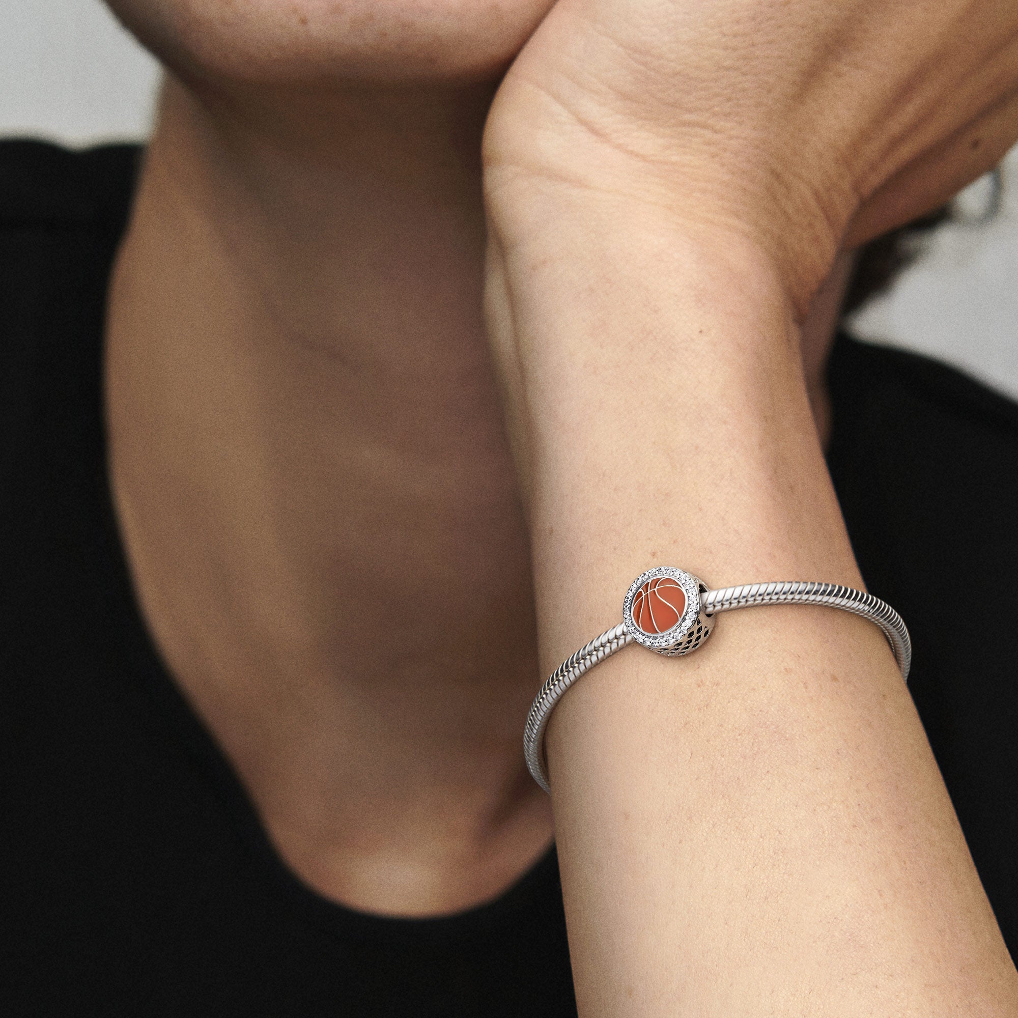 Iegravējamais basketbola amulets