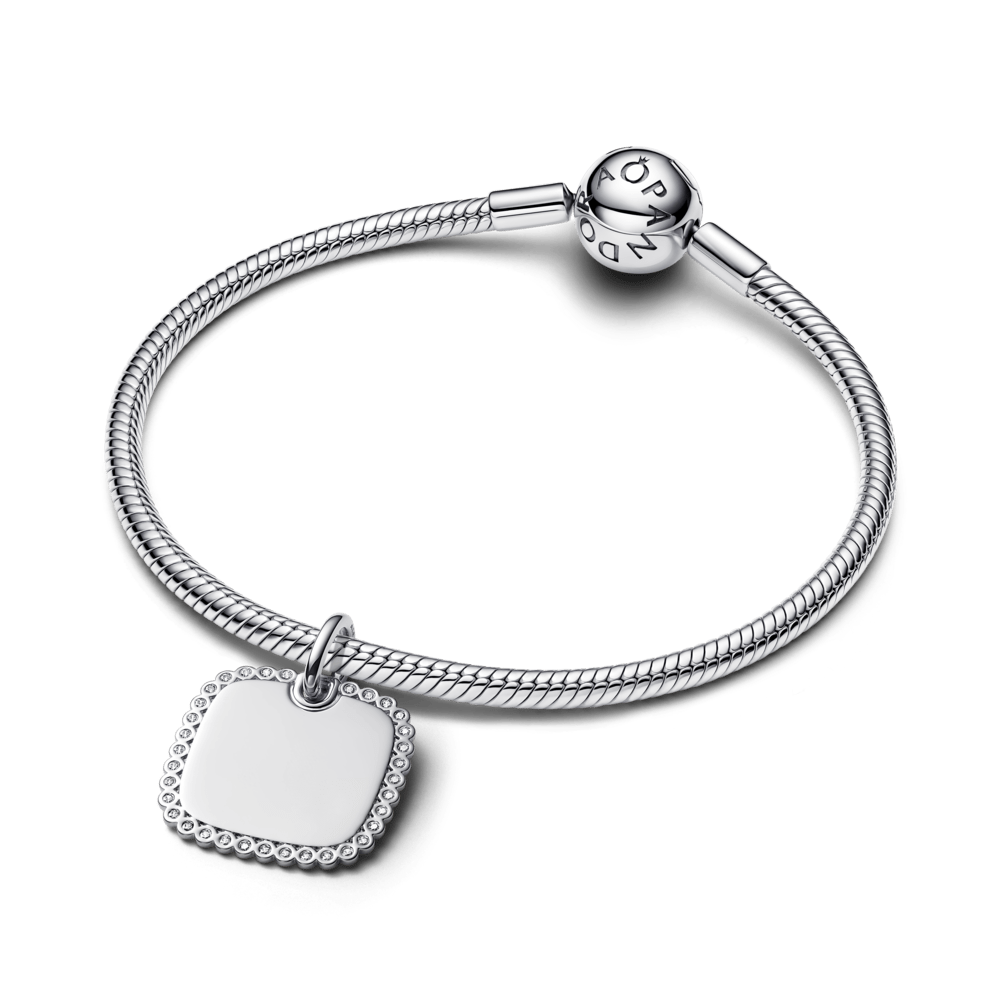 Iegravējamais kvadrātveida kulons