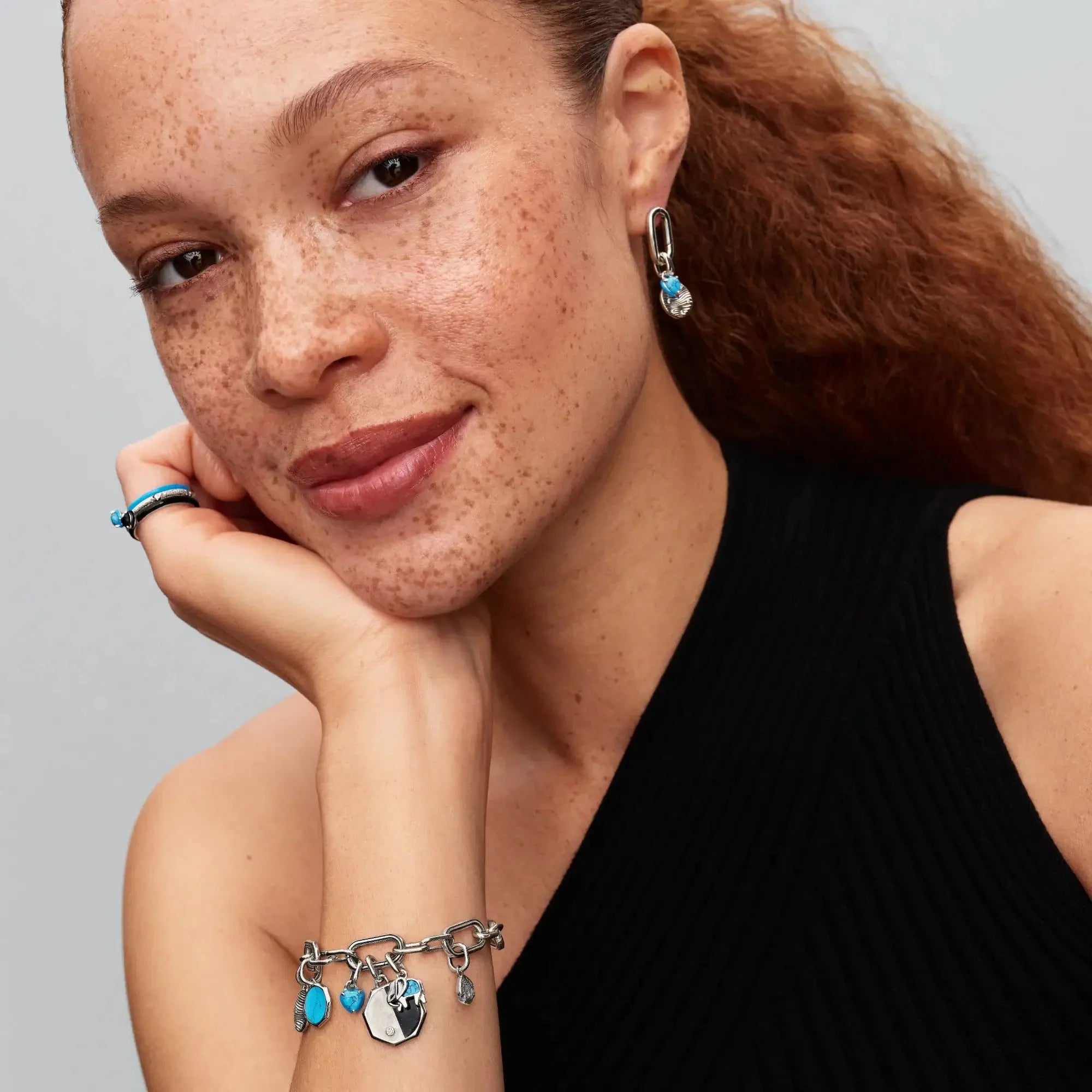 Iegravējamais mini medaljona amulets