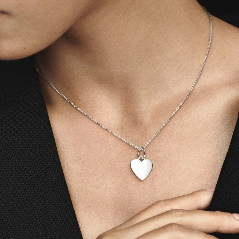 Iegravējams sirds kulons