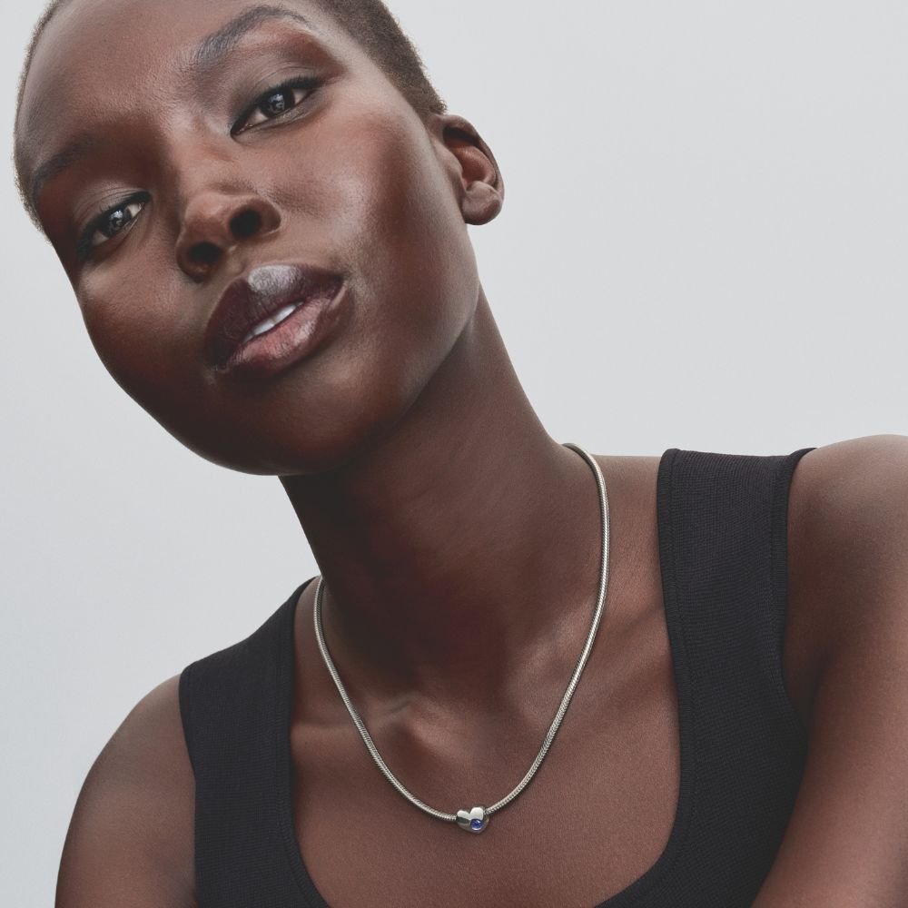 Iegravējamais zilā akmentiņa sirds amulets