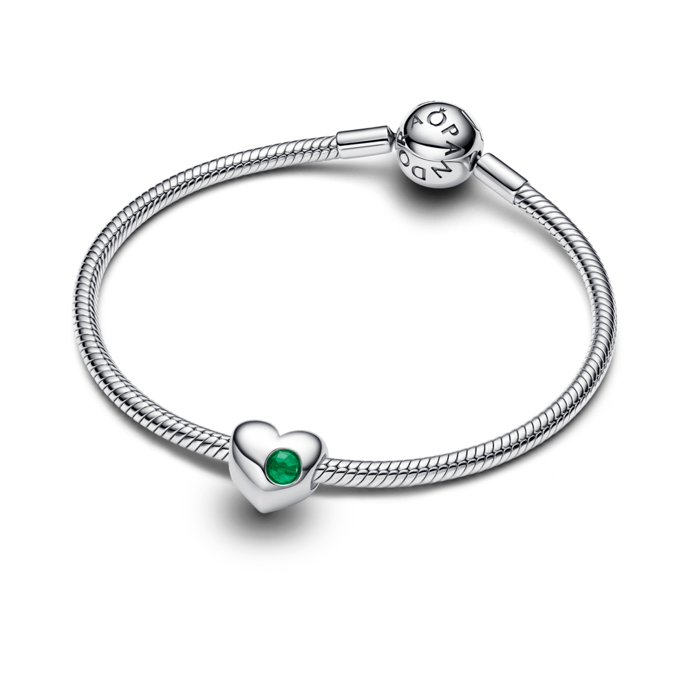 Iegravējamais zaļā akmentiņa sirds amulets