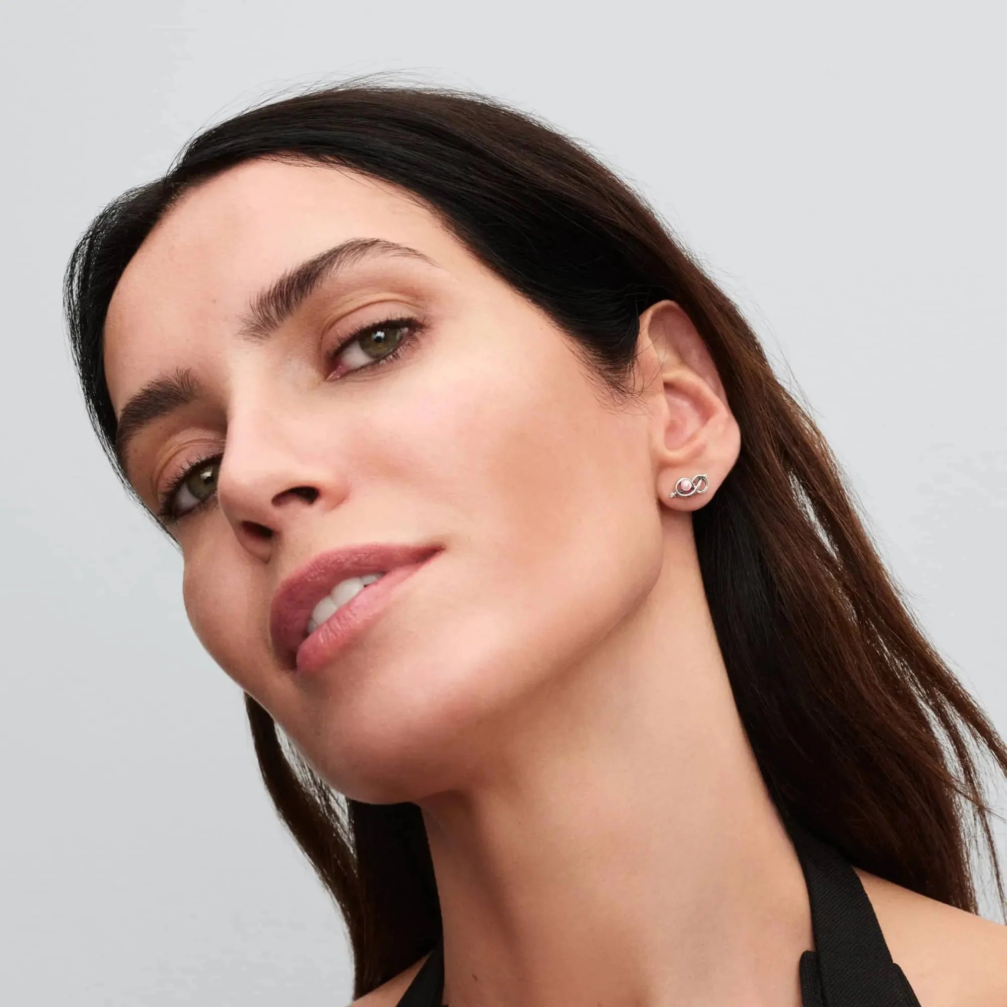 Įsmeigiami auskarai „Begalybės mazgas“ - Pandora Lietuva