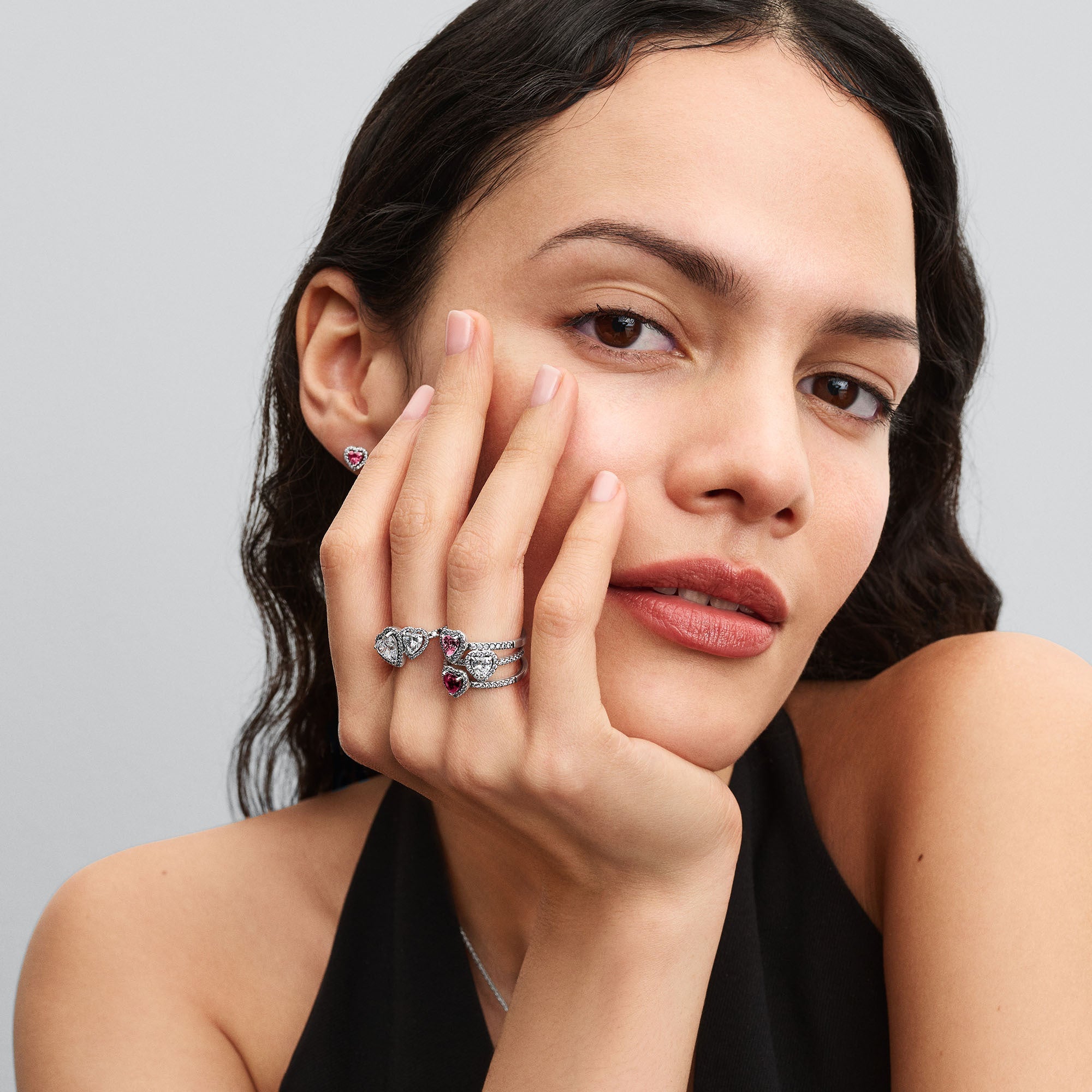 Uzlaboti rozā sirds stīpiņu auskari