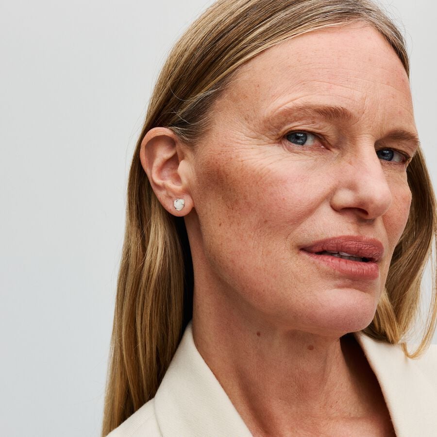 Baltā rozes zieda stīpiņu auskari