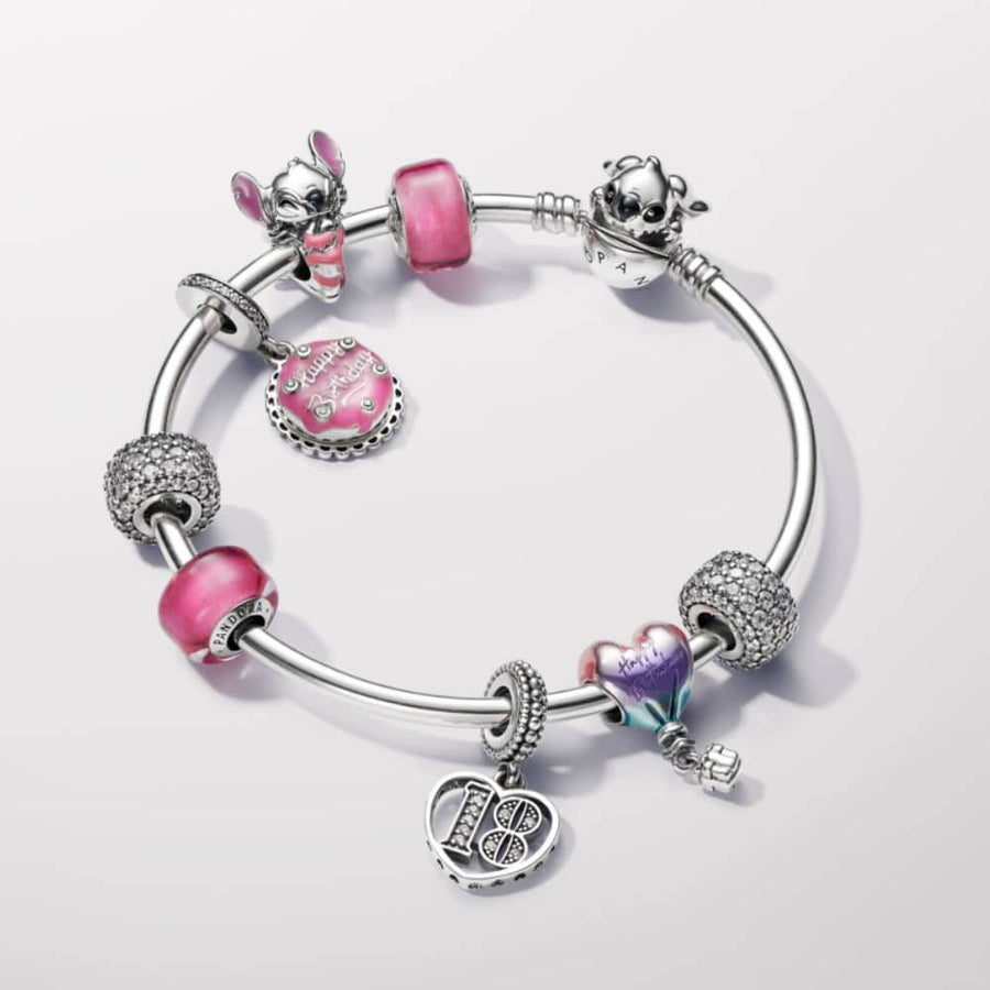 Piekarināms rozā dzimšanas dienas kūkas amulets