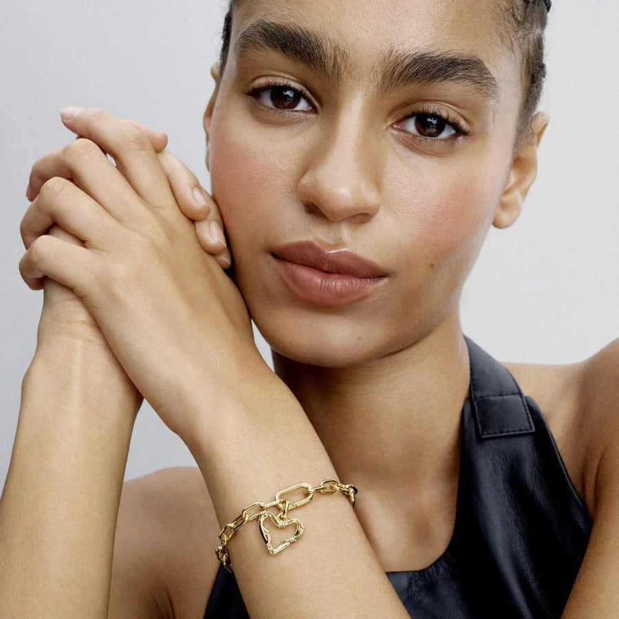 Stiepļu sirds amulets