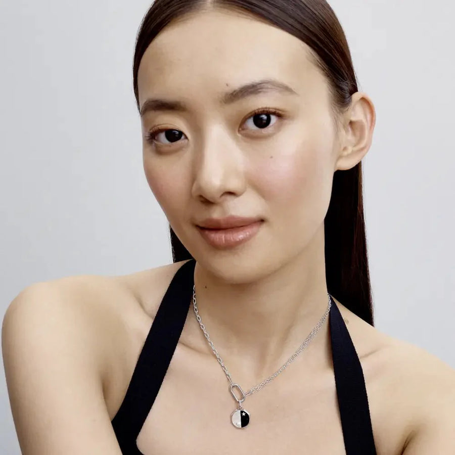 Iņ un jaņ amulets