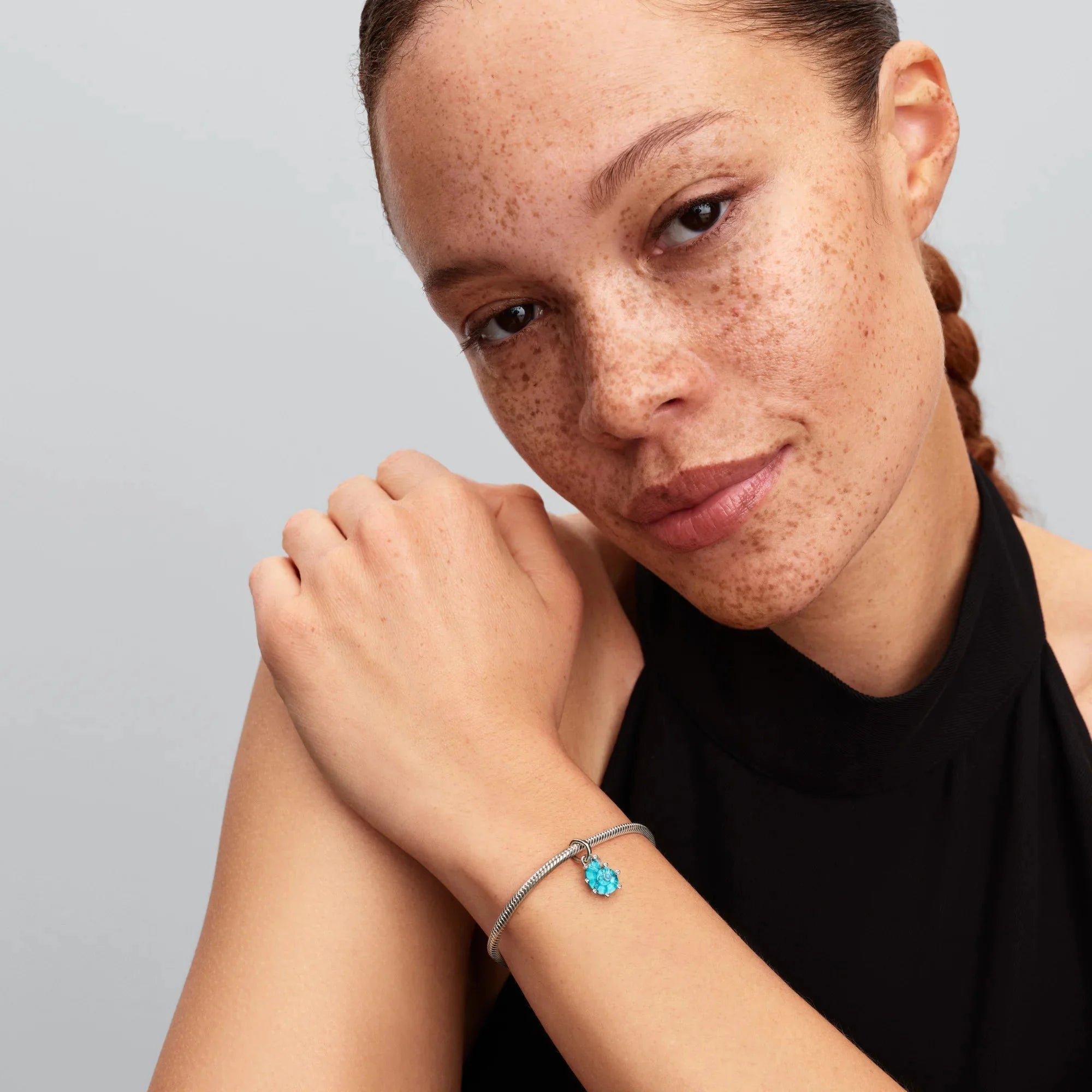 Zila Murano stikla Jūras gliemeža amulets