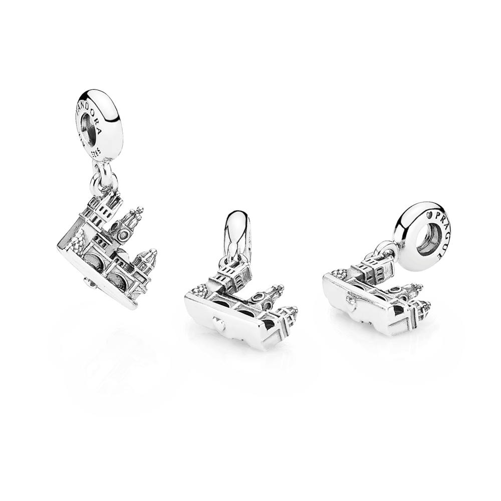 Sudraba amulets Kārļa tilts