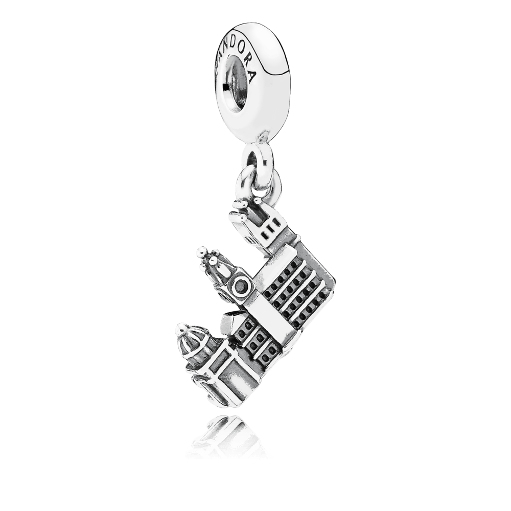 Sudraba amulets Kārļa tilts