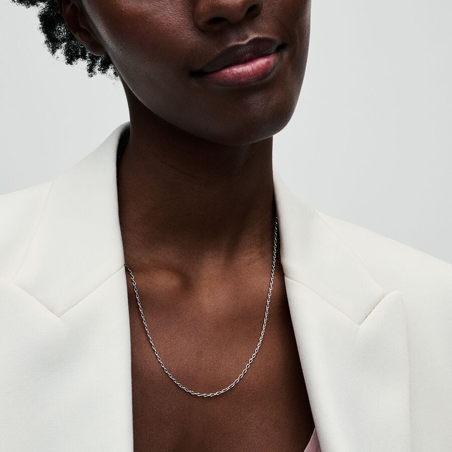 Bezgalības ķēdes kaklarota