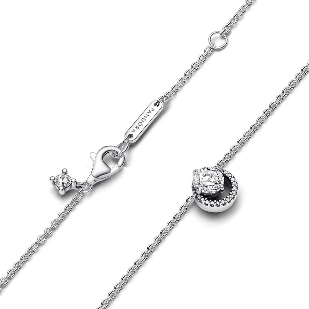 Kaklarota ar kulonu, kas dekorēts ar dzirkstošo akmeņu oreolu