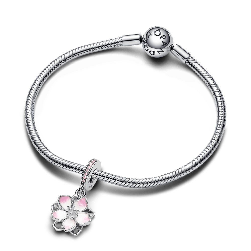 Ķiršu zieda amulets