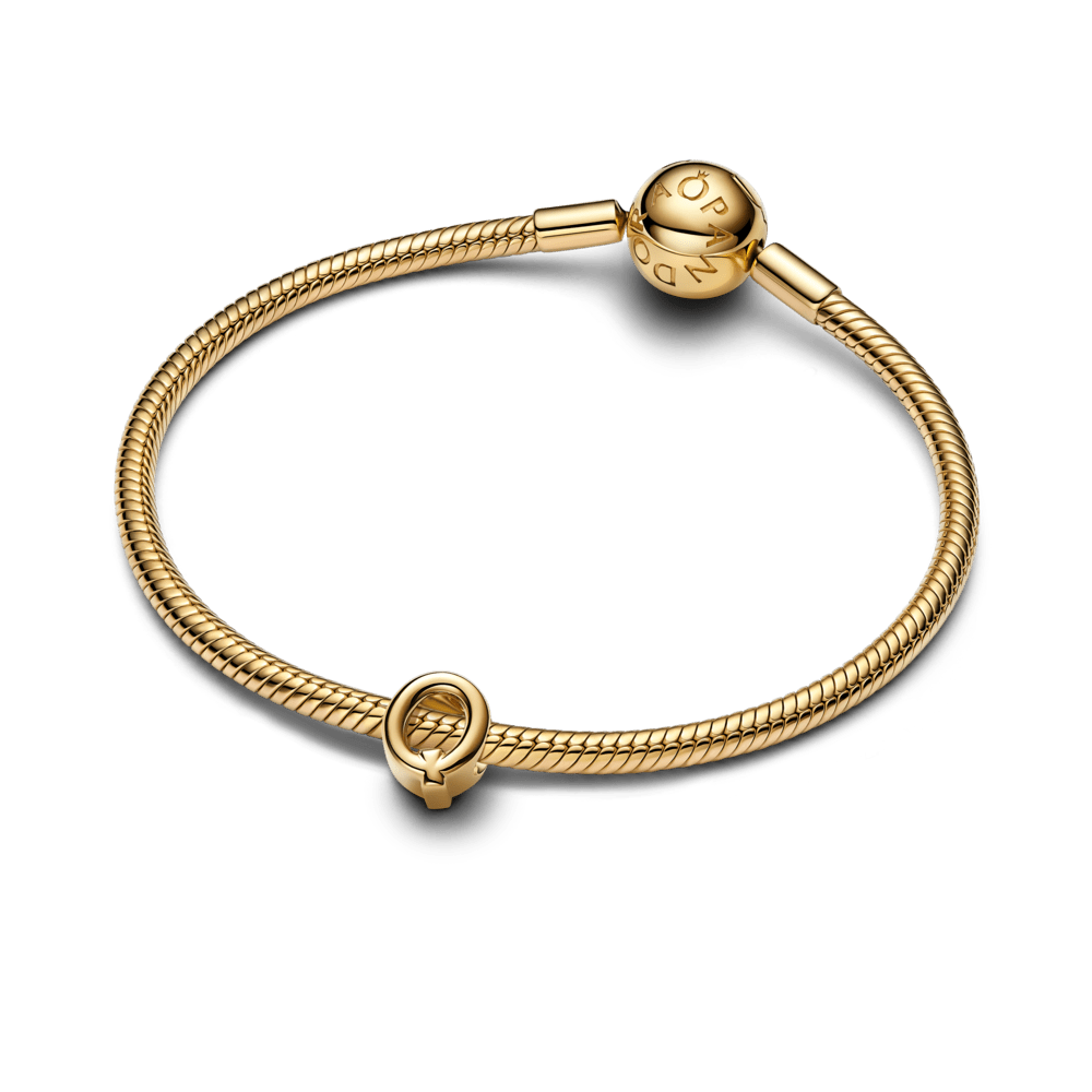 Burta Q alfabēta amulets