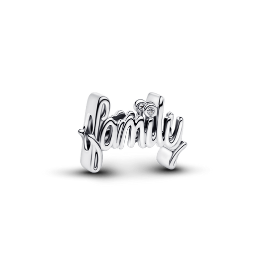 Ar roku rakstītais Family amulets